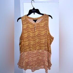 Simply Vera sleeveless dress shirt